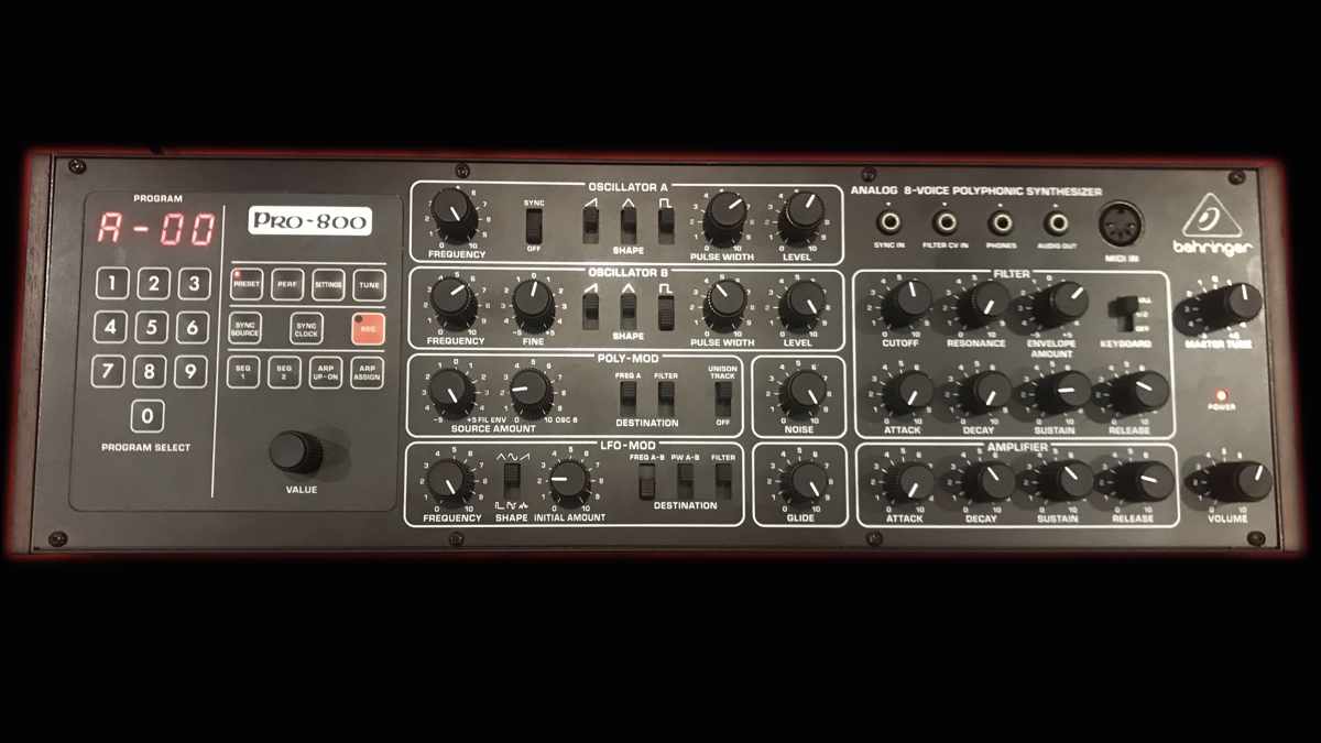 Behringer Pro 800: The Versatile Synthesizer Redefining Music